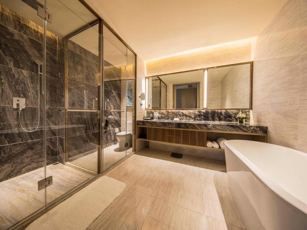 The Qube Hotel Xiangyang Сянъян Экстерьер фото