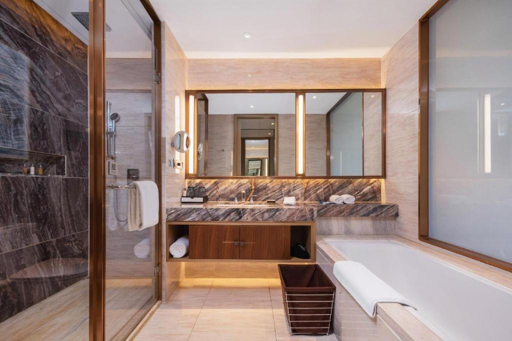 The Qube Hotel Xiangyang Сянъян Экстерьер фото