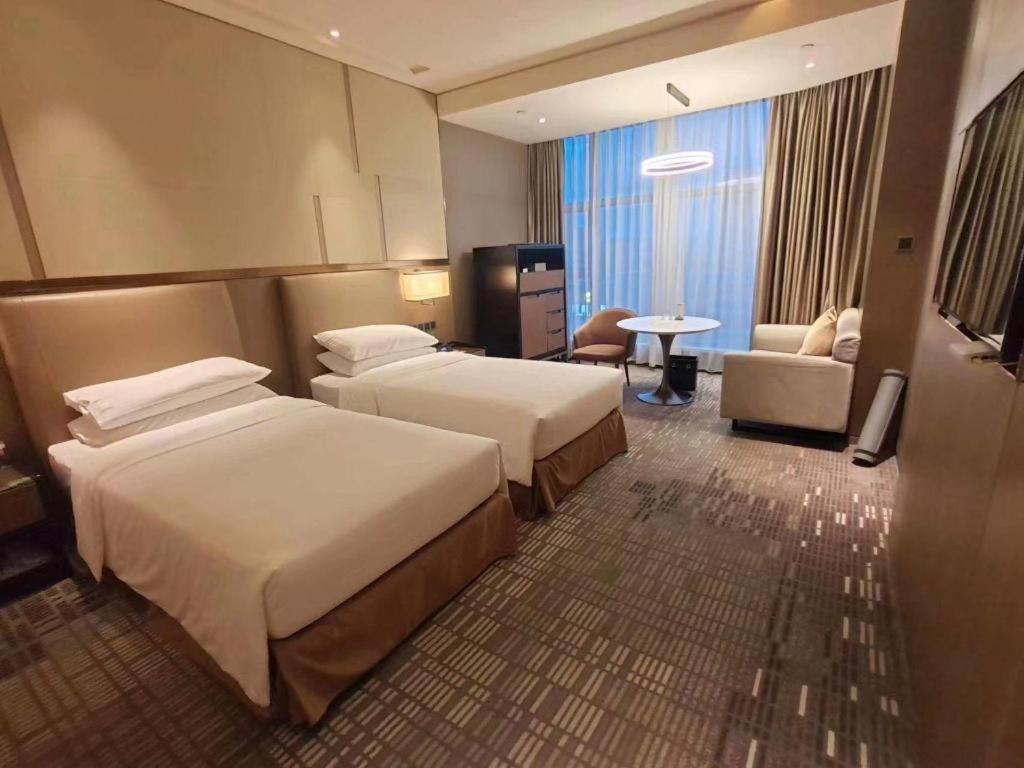 The Qube Hotel Xiangyang Сянъян Экстерьер фото