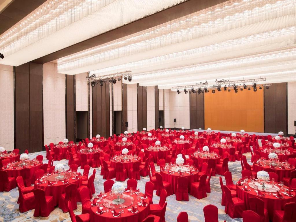 The Qube Hotel Xiangyang Сянъян Экстерьер фото
